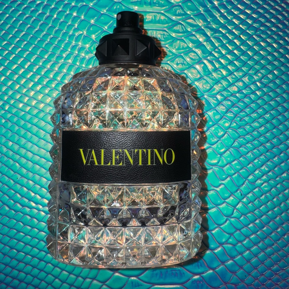 Valentino Crystal Body Wash - Black and Clear